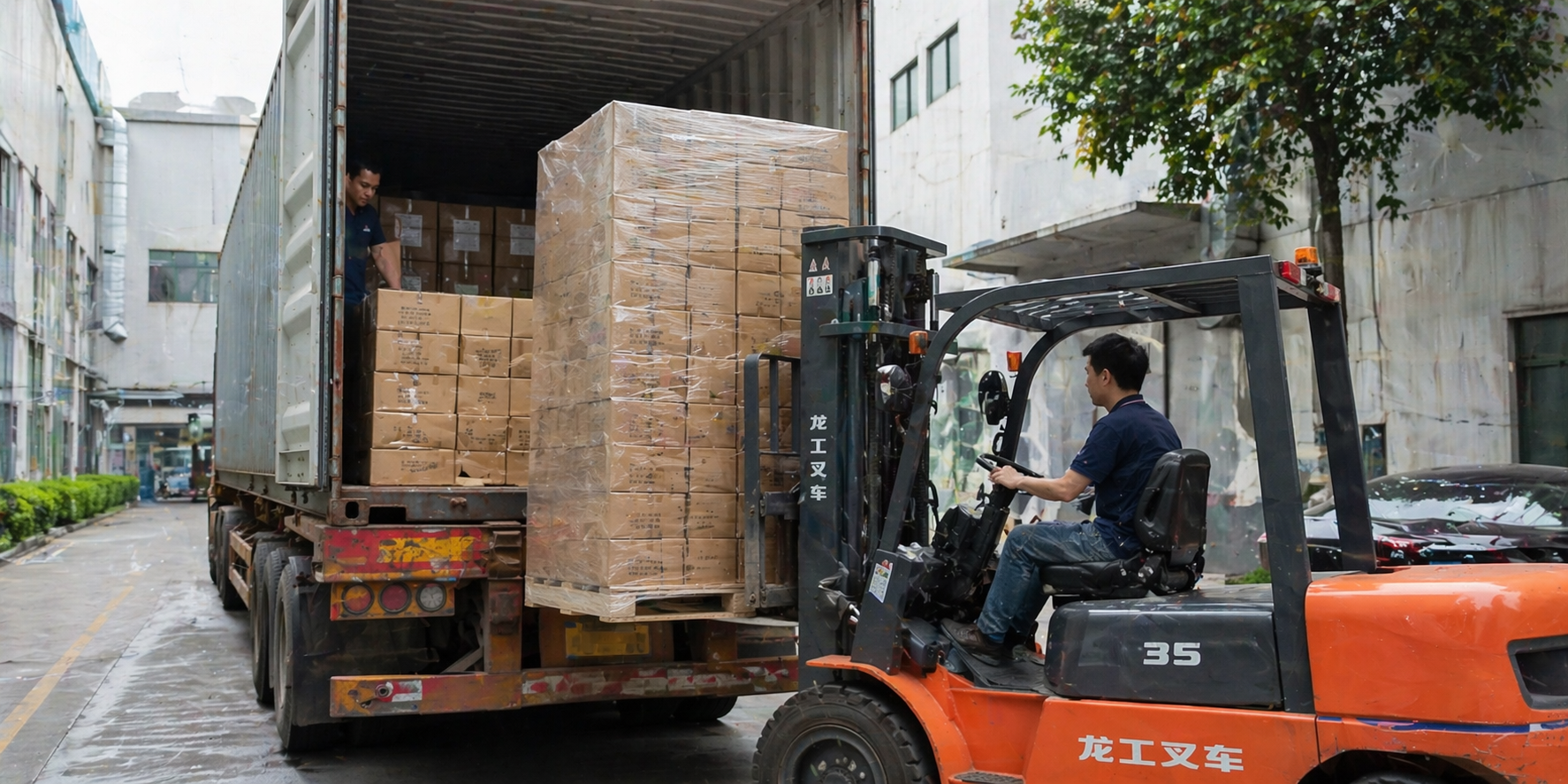 Finished hats packing and shipping area