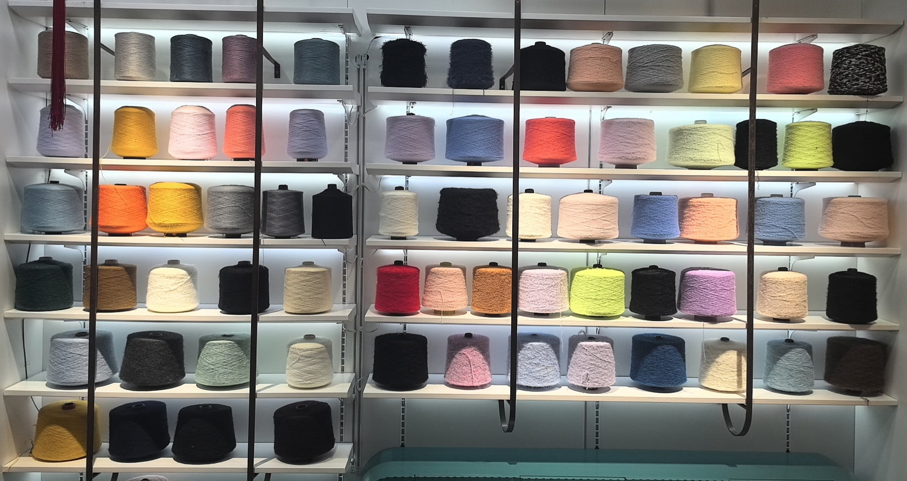 Top Materials Used in Knitted Hats (Acrylic, Wool, Cotton & More)